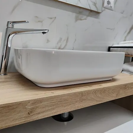 Franciandco Apartman *